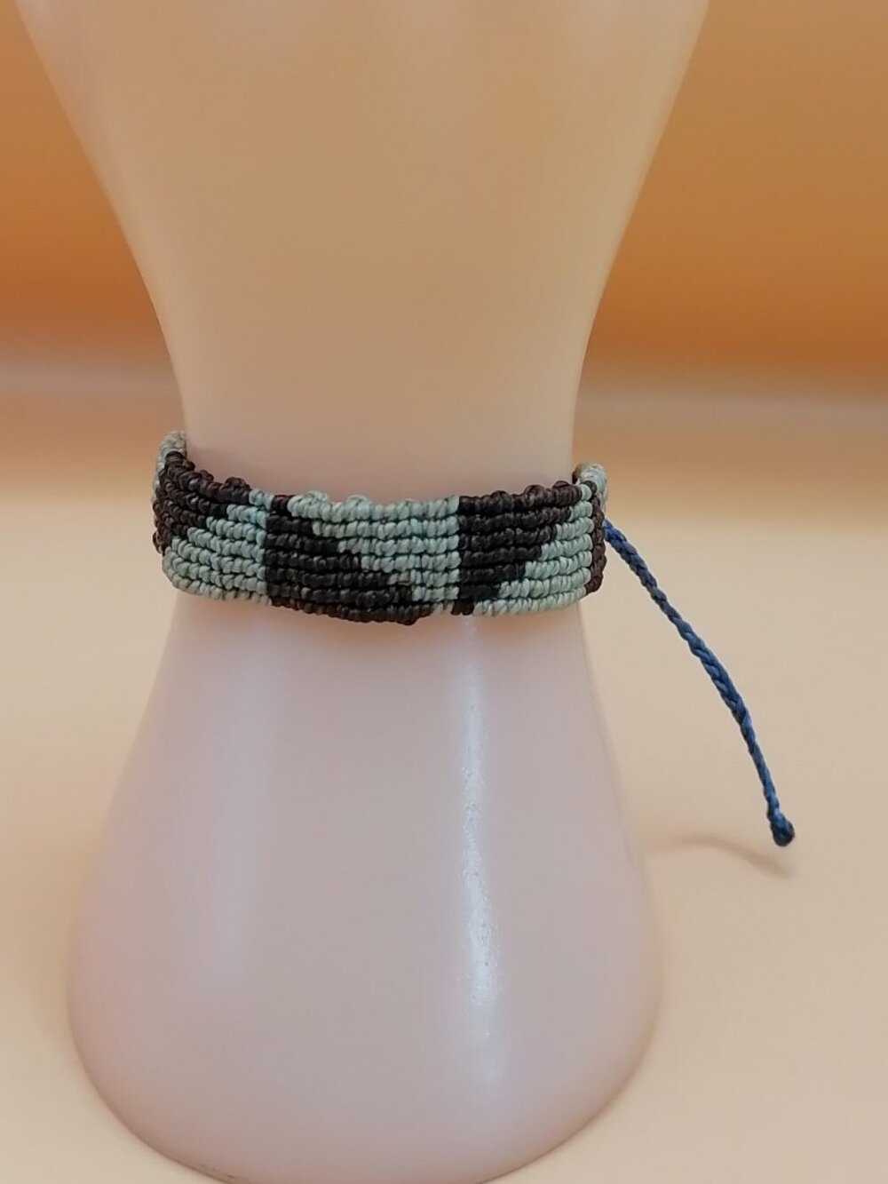 Handmade bracelet from Cusco with geometric macrame designs